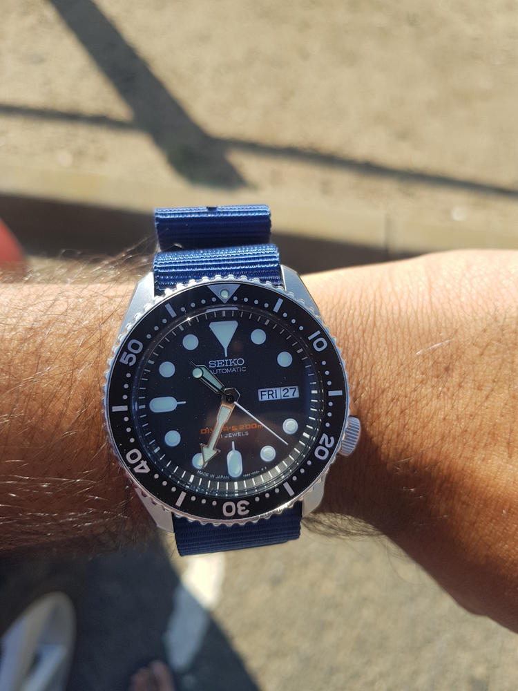 Navy blue NATO strap with black PVD Hardware - Customer Photo From Shen Bokalawela
