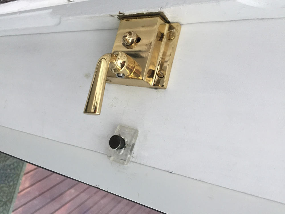 Brass Screen Door Latch With Lever - Customer Photo From Julia Nord