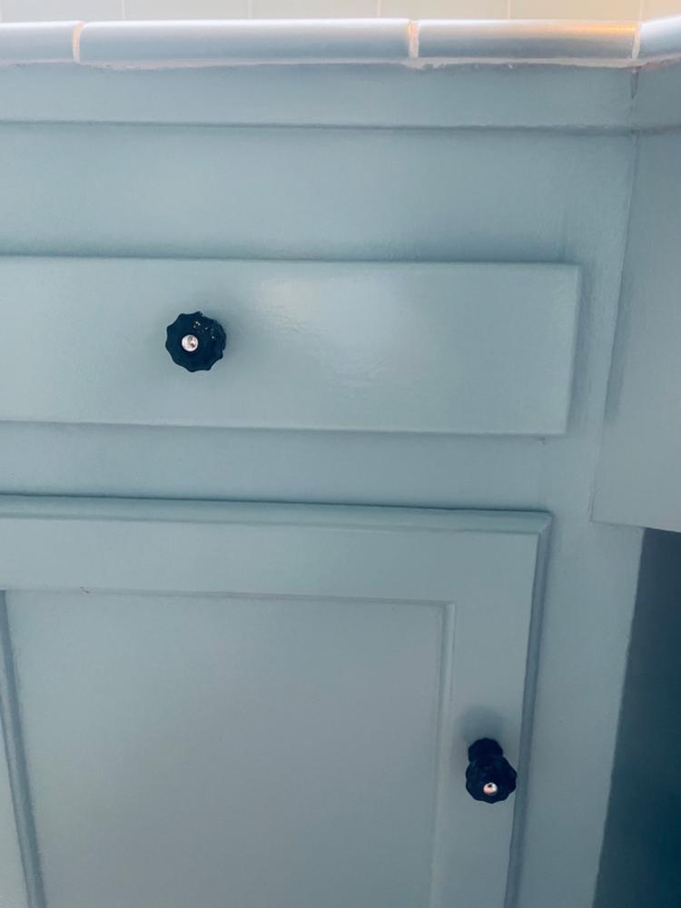 Fluted Glass Cabinet Knob ~ Black - Customer Photo From Julie Hill