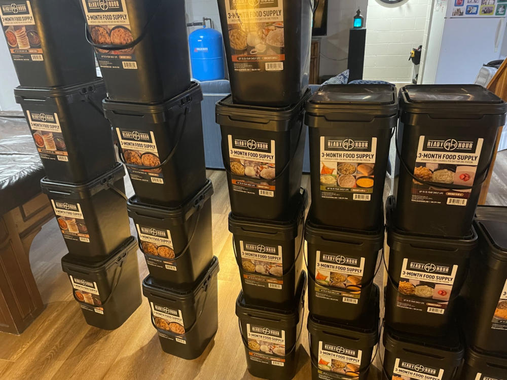 1-Year Emergency Food Supply (2,000+ calories/day) - Customer Photo From Scott Turner