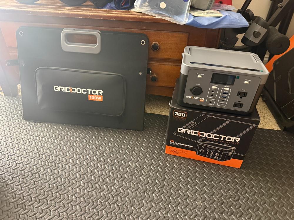 6-Month Emergency Food Supply + FREE Grid Doctor 300 Solar Generator System - Customer Photo From Todd Abshire