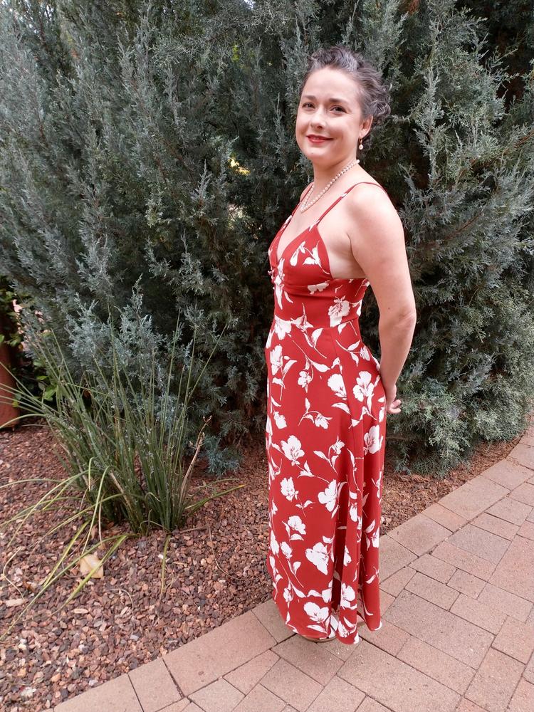 Petite Studio's Lorraine Summer Dress in Red Floral - Women's Fashion
