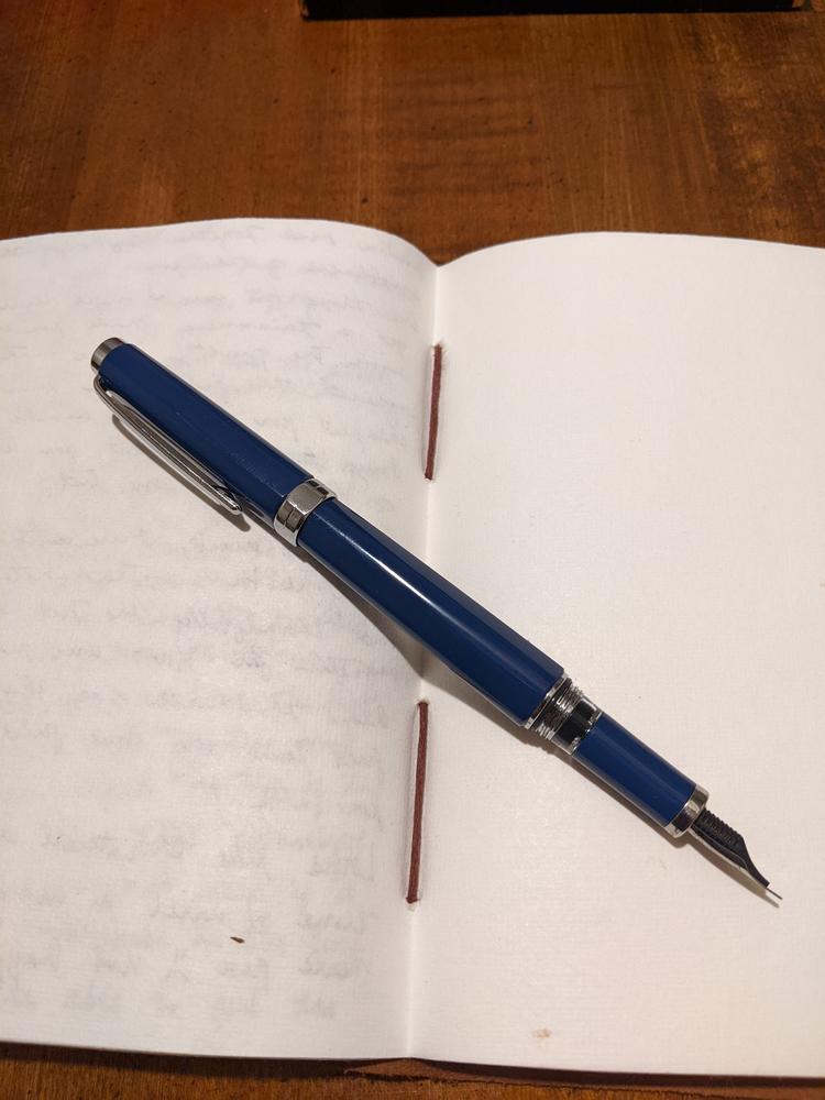 TWSBI Classic Fountain Pen Sapphire