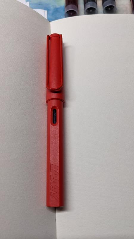 Penna stilografica Lamy Safari Strawberry pennino EF 1236365 Limited  edition 202