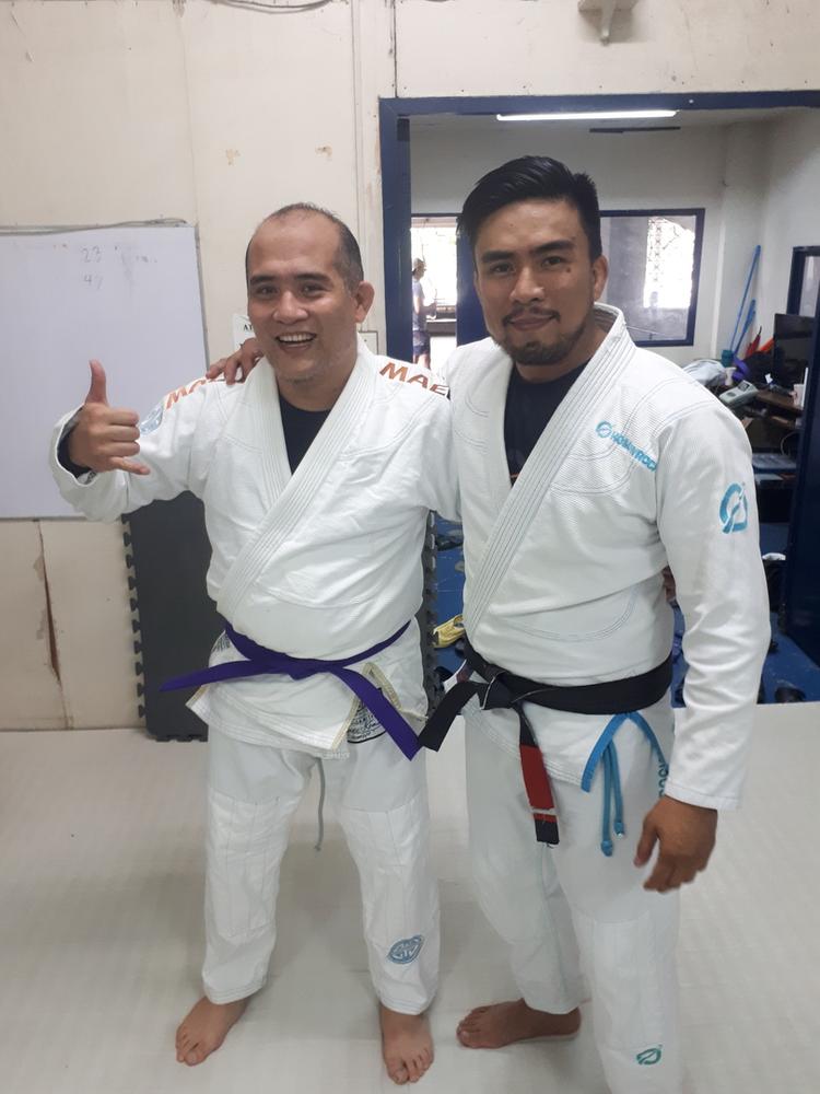 BJJ Pressure Passing Encyclopedia by Bernardo Faria