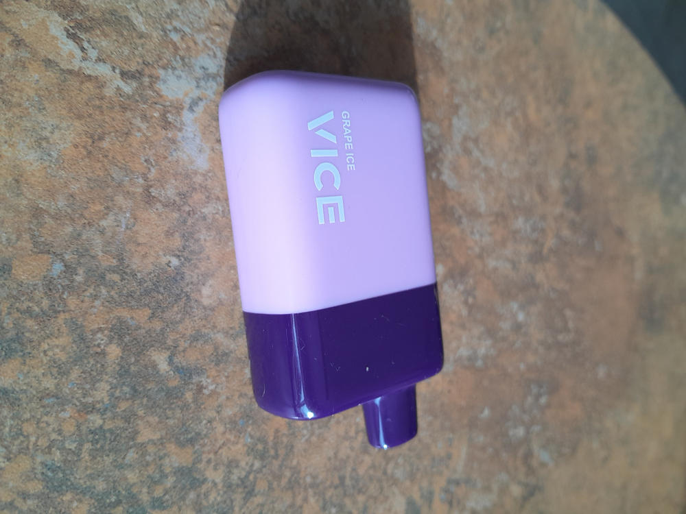 Grape Ice by Vice Box Disposable Vape - Customer Photo From sophie chiasson