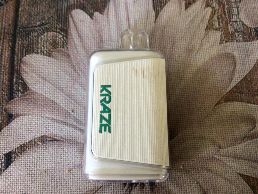 Fresh Mint Ice Kraze HD Mega Disposable Vape - Customer Photo From Julie Langlois