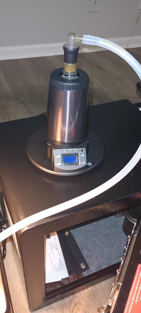 Arizer Extreme Q Vaporizer - Customer Photo From Emanuel Brown