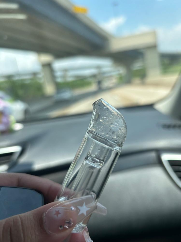 POTV Glass Curved Mini Bubbler - Customer Photo From Jaden Quilon