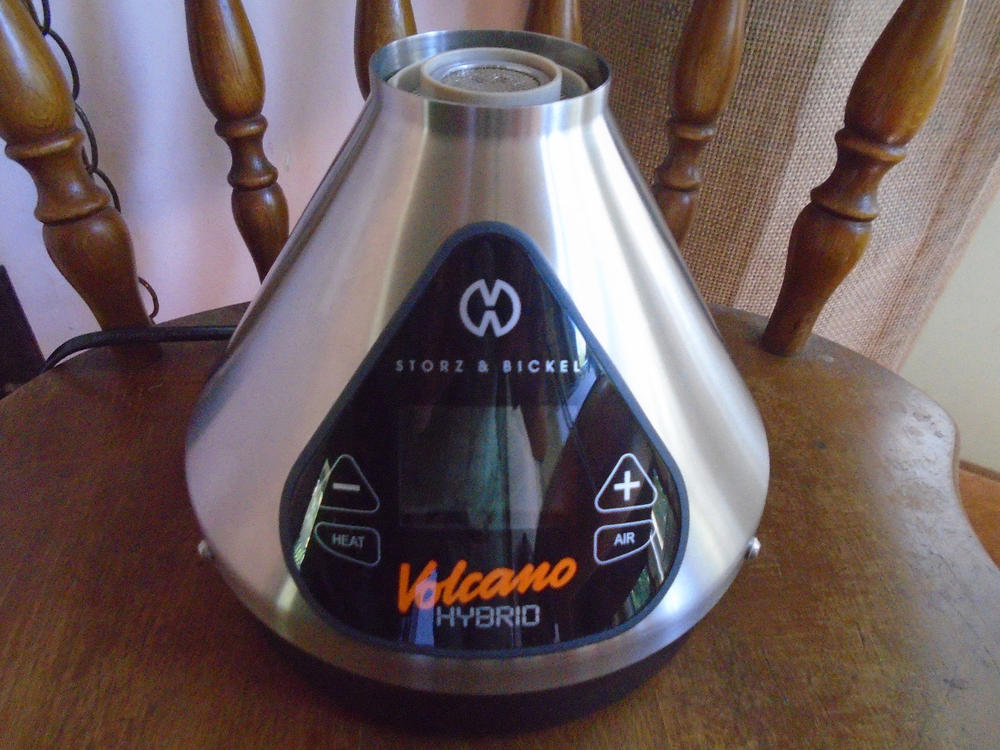 Volcano Hybrid Vaporizer - Customer Photo From edward e.
