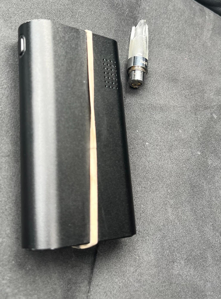 Lightly Used - Flowermate V5.0S Vaporizer - Customer Photo From Kemi Odumosu