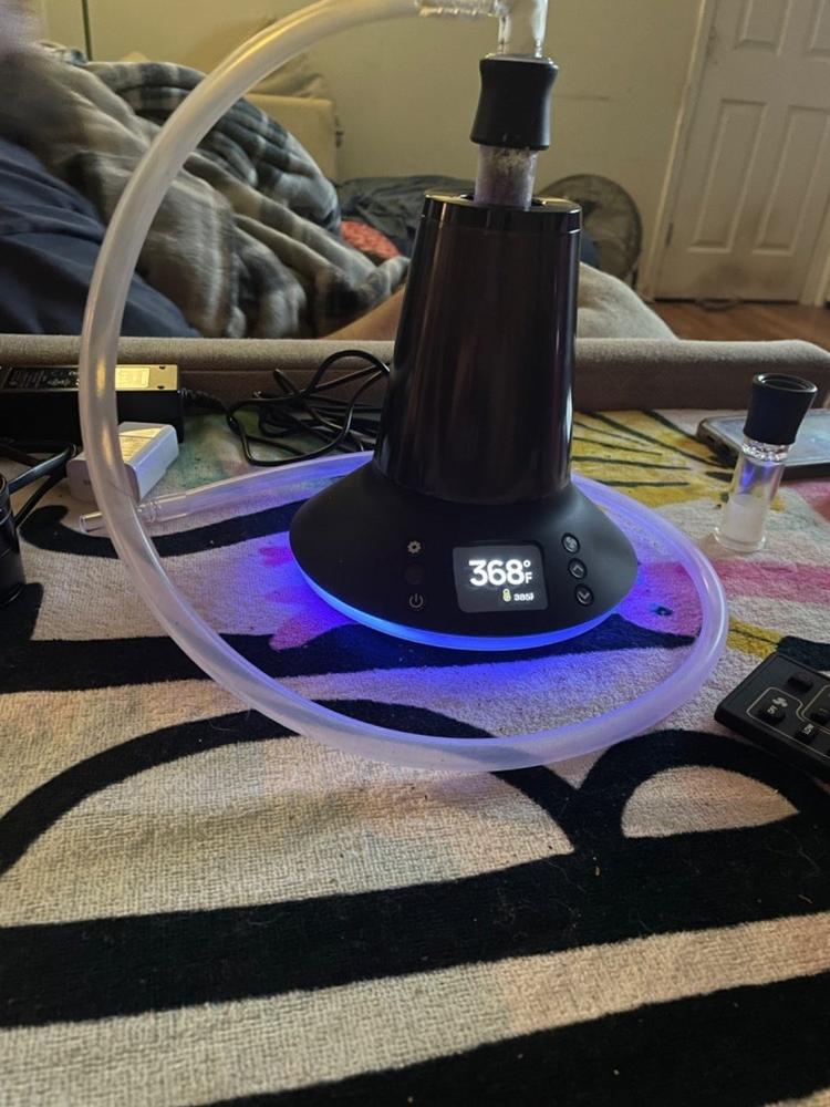 Lightly Used - Arizer XQ2 Vaporizer - Customer Photo From Melanie Bishop