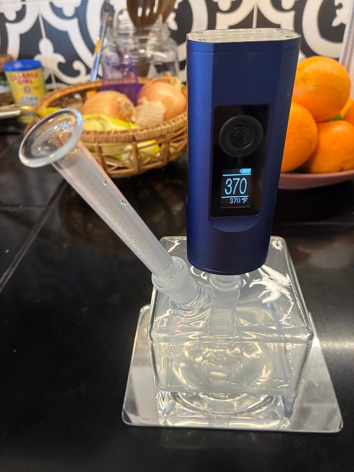 POTV Cloud Cube Glass Bubbler - Customer Photo From Earl V.