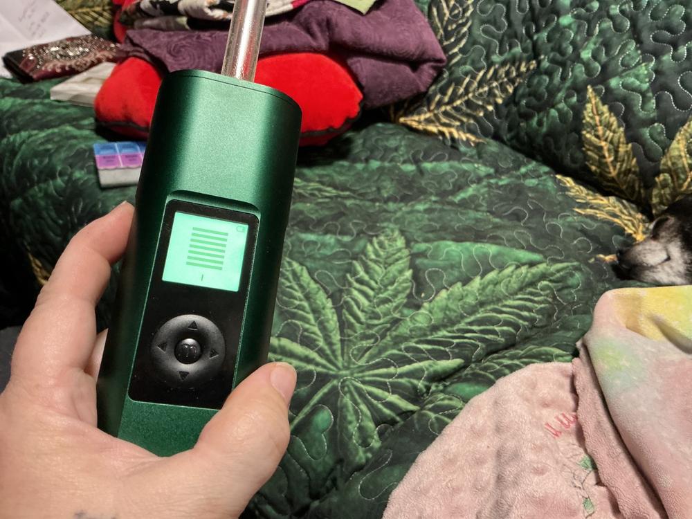 Arizer Solo 3 v2 Vaporizer - Customer Photo From Mary Best