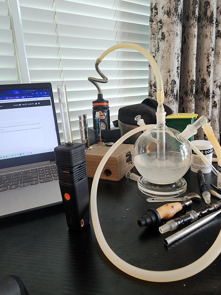 Veazy Vaporizer - Customer Photo From Charlie