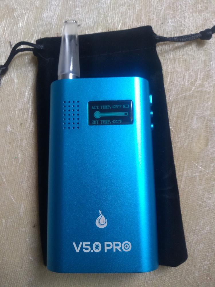 Flowermate V5.0 Pro Vaporizer - Customer Photo From Quentin P.
