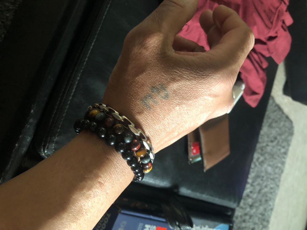 Tiger Eye Bracelet VI (8mm) - Customer Photo From R Kenneth Weems