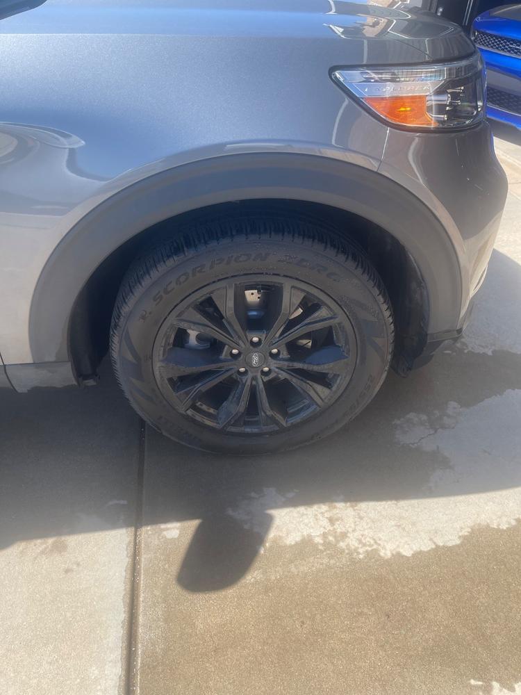 18″ x 8″ 2022-2023 Ford Explorer Used 5 Split Spoke Factory Alloy 18″ x 8″ 2022-2023 Ford Explorer Used 5 Split Spoke Factory Alloy