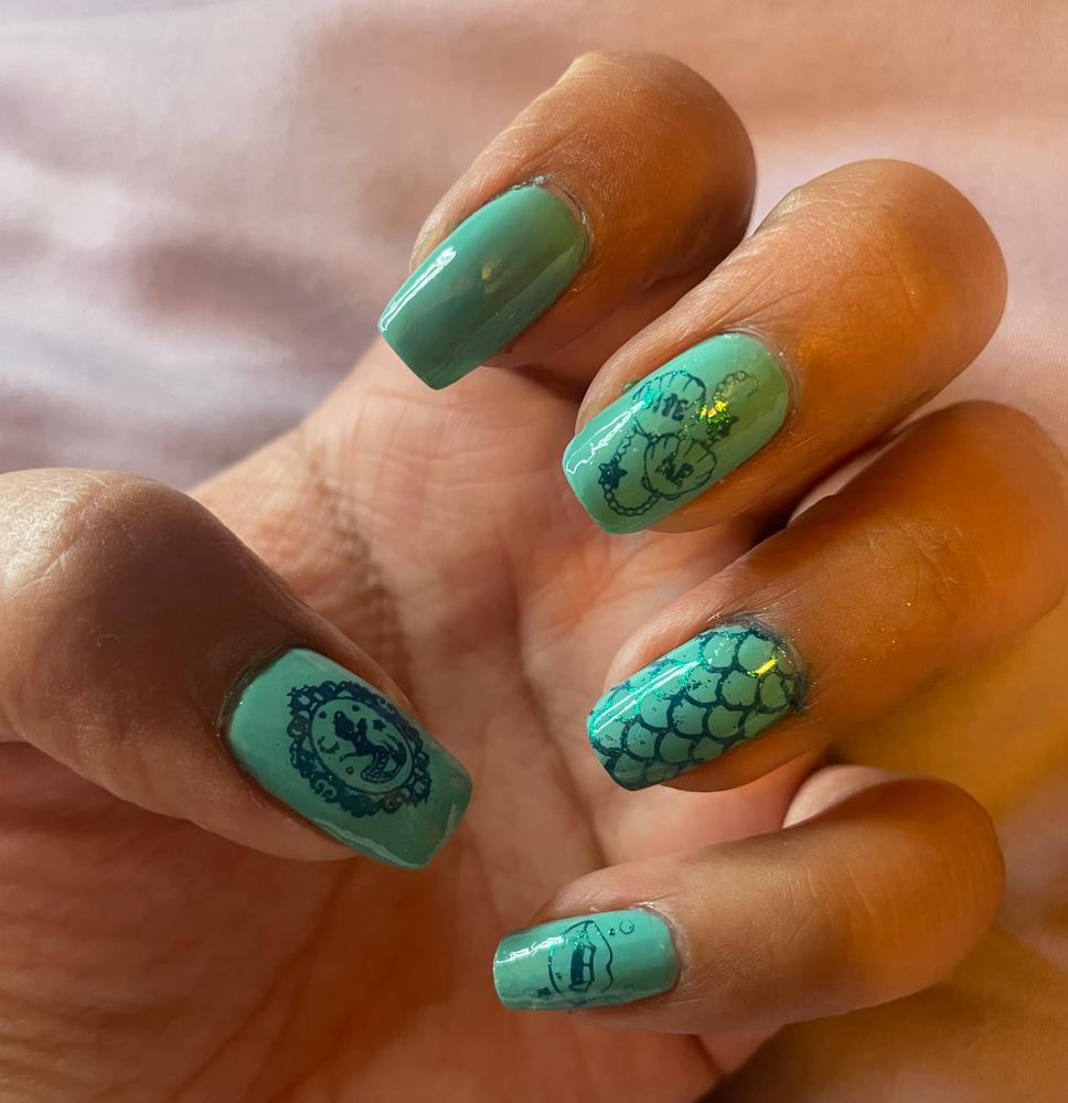 Maniology Artist Collaboration: themermaidpolish (M370) - Nail Stamping Plate