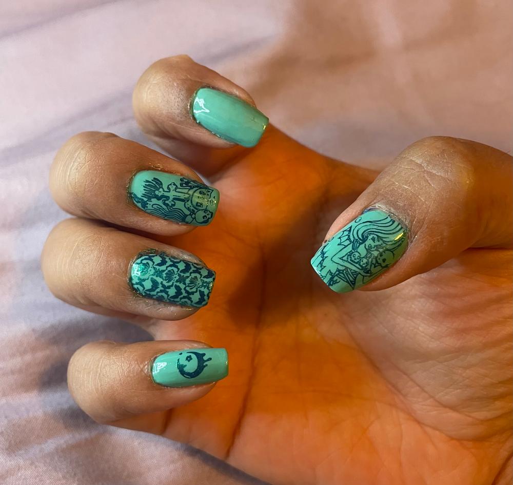 Maniology Artist Collaboration: themermaidpolish (M370) - Nail Stamping Plate