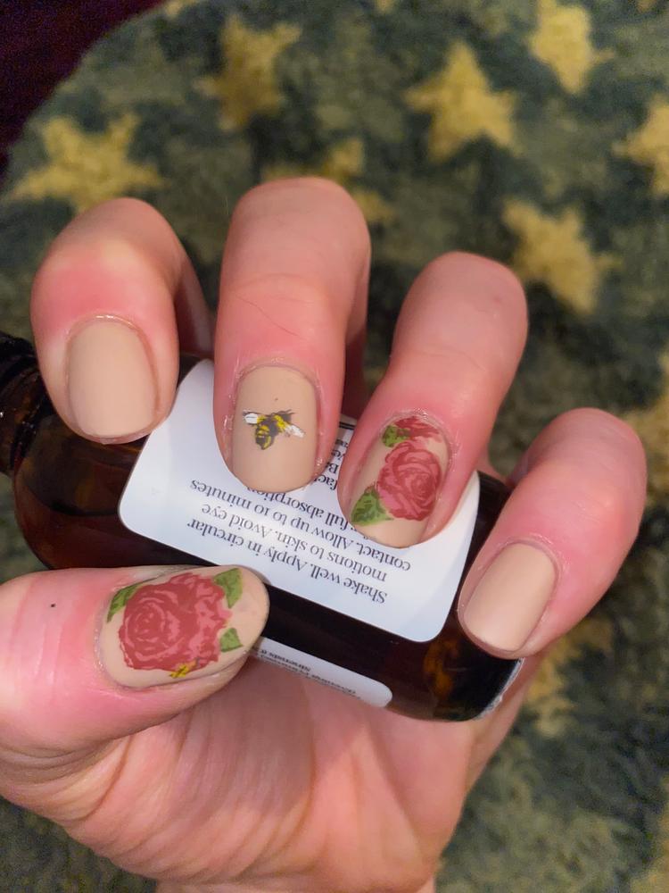 NAIL SUBSCRIPTION BOX - JOIN THE MANI X ME MONTHLY CLUB - Customer Photo From Liz 