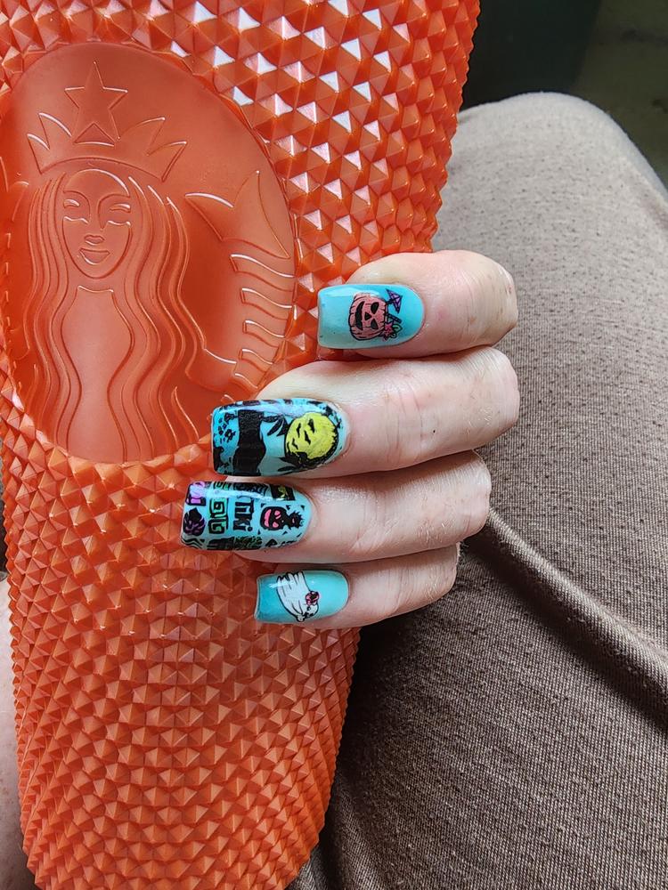 NAIL SUBSCRIPTION BOX - JOIN THE MANI X ME MONTHLY CLUB - Customer Photo From Heather 
