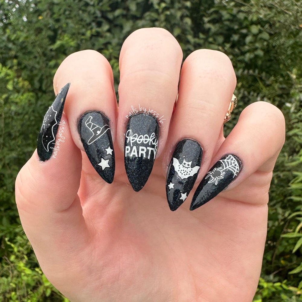 Spooky Glow in the Dark Halloween Nails