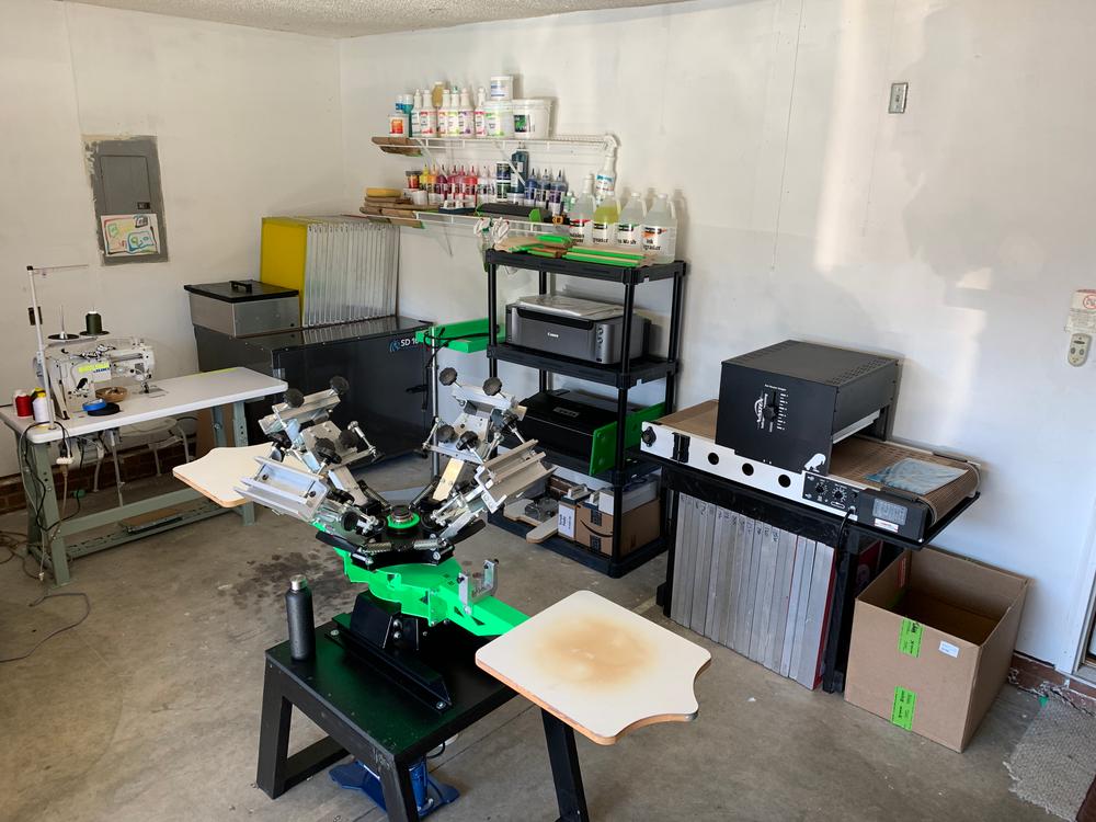 Riley Hopkins 250 4 Color 2 Station Screen Printing Press with XY Micro Registration - Customer Photo From William McWalters