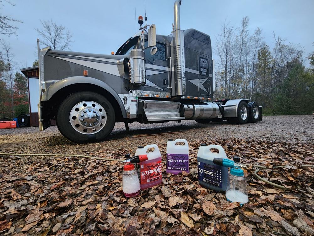 The Touchless Foam Cannon Kit: Stars + Stripes Edition - Customer Photo From Scott Gibson