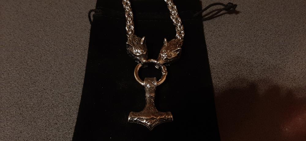 Stainless Steel Wolf Head Chain with Mjolnir - Customer Photo From Thomas Jakob 