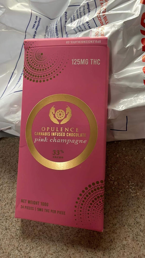 Pink Champagne Chocolate Bar - OPULENCE - 125mg - Customer Photo From Stella Fraser
