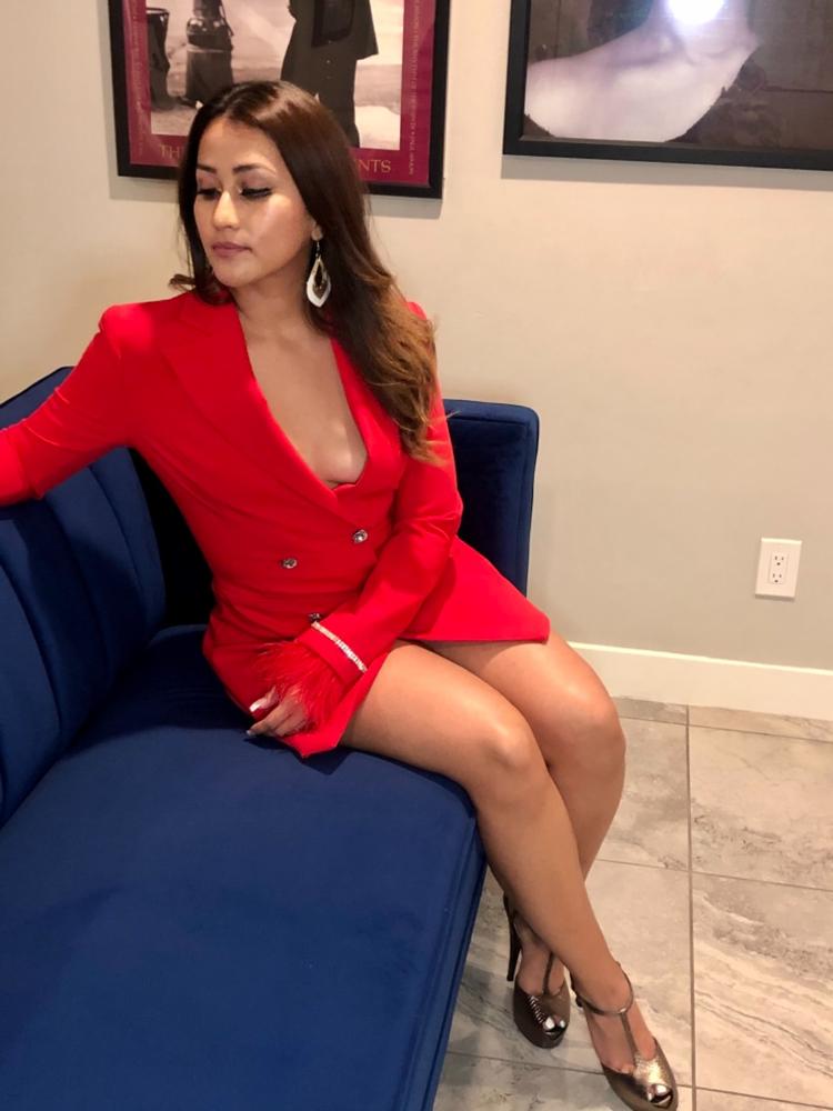 Quilla Red Feather Crystal Sleeve Backless Blazer Dress - Customer Photo From Redprarie