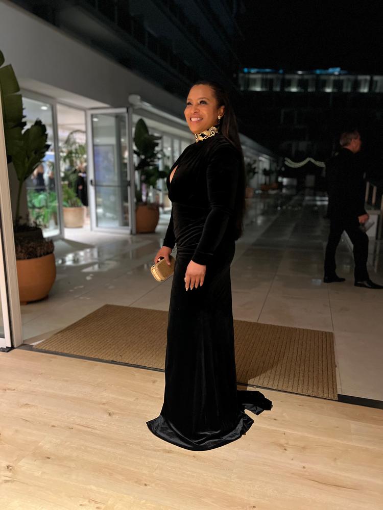 Zenaida Black Cutout High Slit Velvet Gown - Customer Photo From Janet De Jesus