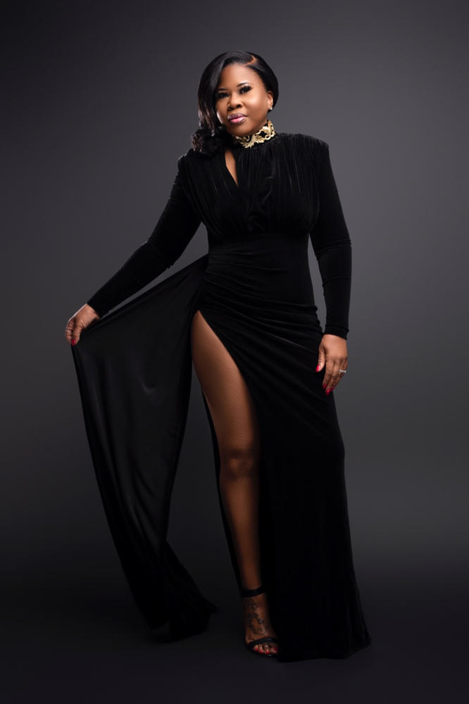 Zenaida Black Cutout High Slit Velvet Gown - Customer Photo From Cornice Jordan