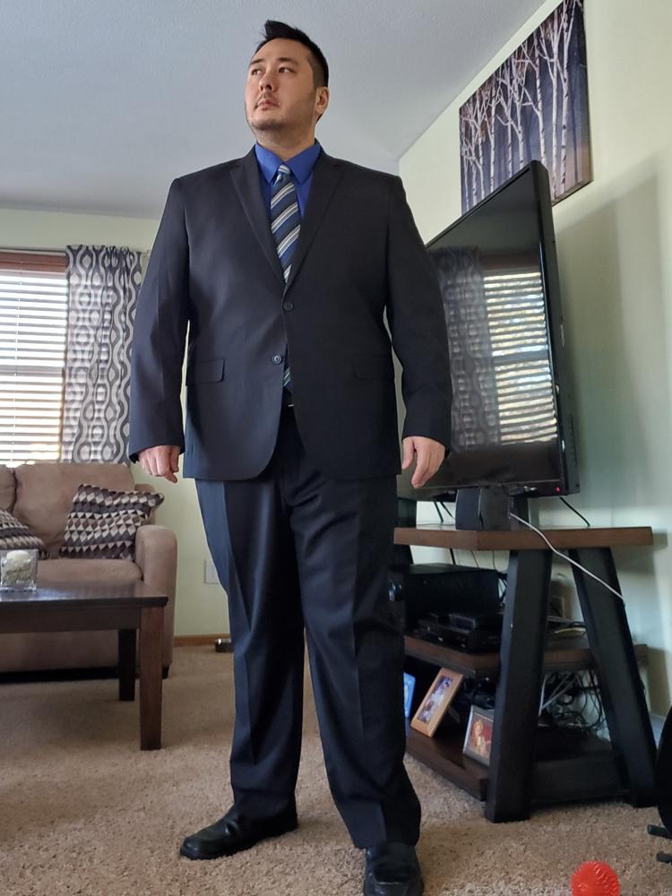 Black Two Button Suit - Customer Photo From THOMAS BEAULIEU