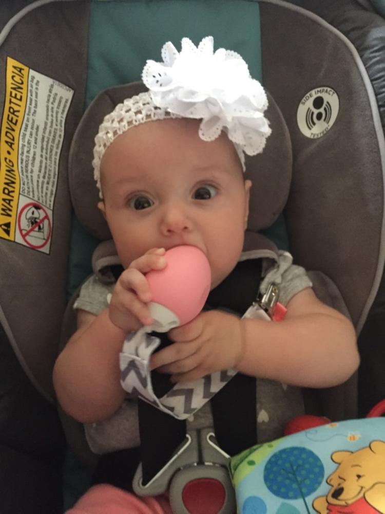 The Teething Egg - Customer Photo From Bambi R.