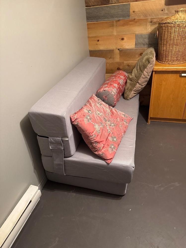 The Polycouch - Customer Photo From Marthe Gouin