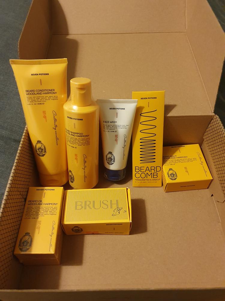 Beard Care Bundle - Beard Oil, Balm, Wax, Shampoo, Conditioner - Customer Photo From Matthew Green