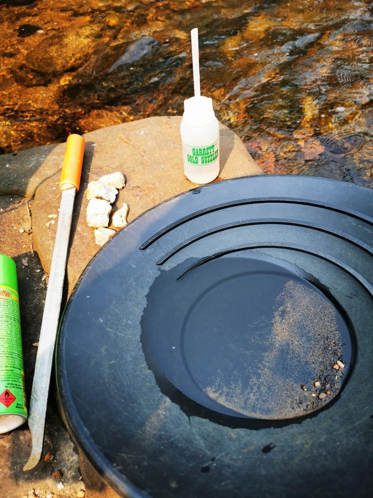 GARRETT | Gold Guzzler Bottle - Customer Photo From Shaun T.