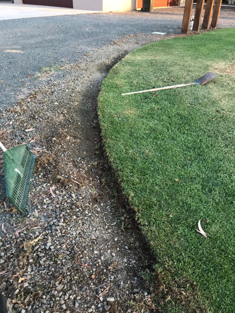 BURGON & BALL  |  Lawn Edging Shears - Long Handled - Customer Photo From Rob I.