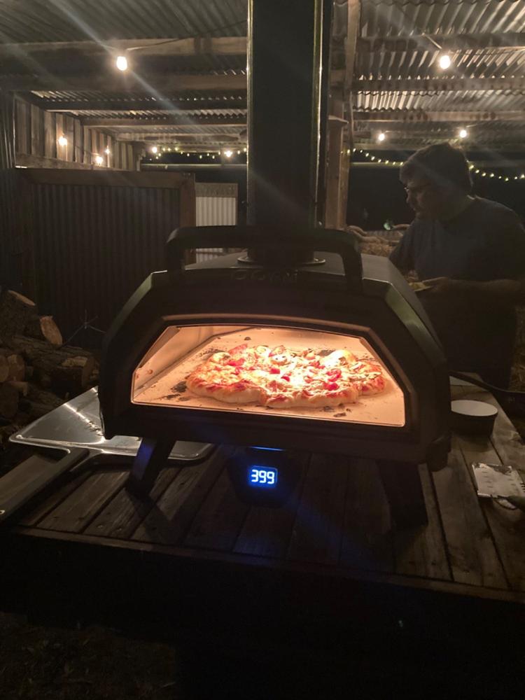 OONI Karu 16 Pizza Oven Cover - Customer Photo From Peter W.