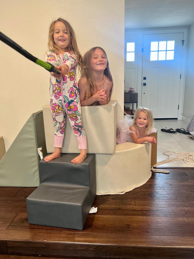 Arc Playset - Customer Photo From KG