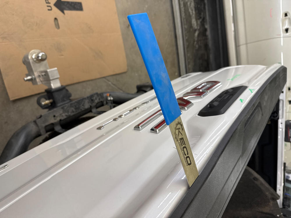 KECO Bed Cap Removal Tool with Versatile Stainless Steel Design - Customer Photo From Simon Benedict