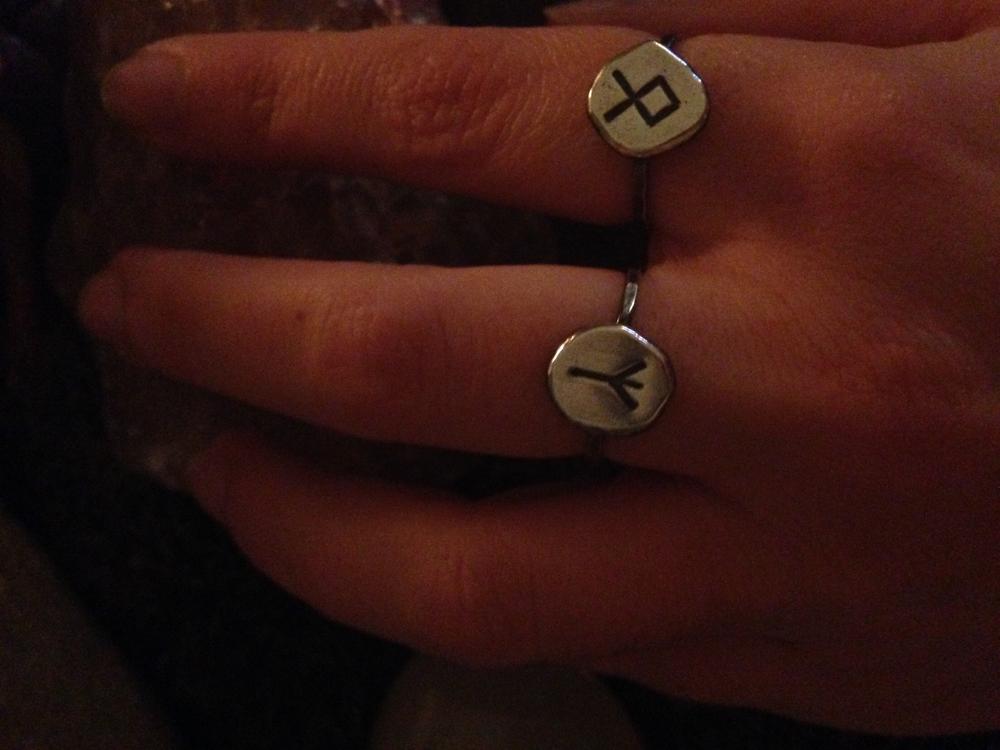 Vinca Symbol Ring - Silver Stacking Ring - Customer Photo From Godi A.