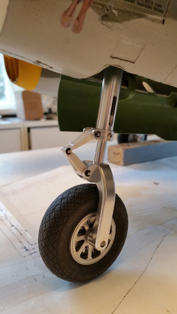 FlightLine RC P38 Upgrade Nose Landing Gear Strut and Tire FLW3010891