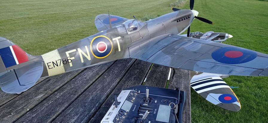 FlightLine Spitfire Mk.IX 1600mm (63") Wingspan - PNP - Customer Photo From Leif Poulsen
