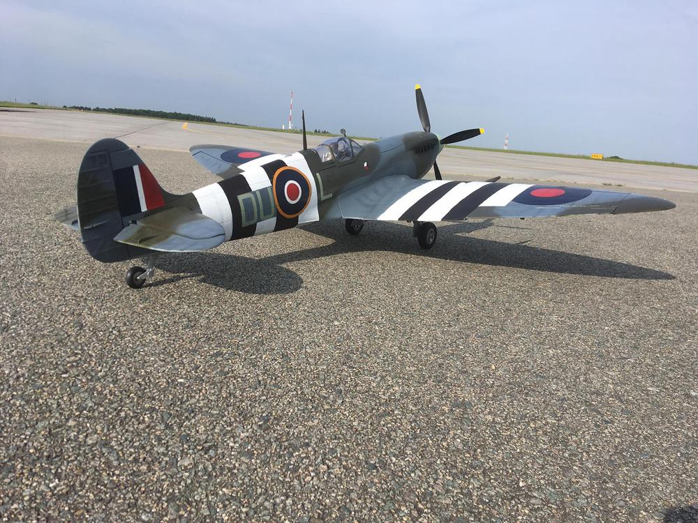 FlightLine Spitfire Mk.IX 1600mm (63") Wingspan - PNP - Customer Photo From Prekin