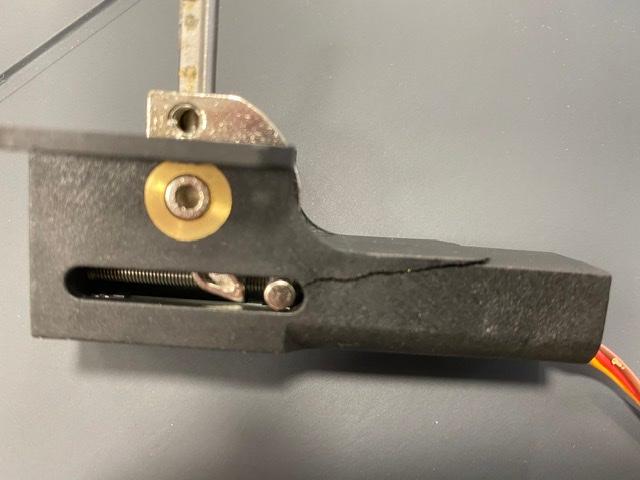 Freewing Electronic Retract for 5.1mm Diameter Shafts - Type E - Customer Photo From Ben Liebert