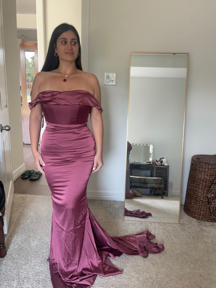Delilah Gown- Dark Mauve Moda Glam Boutique Delilah Gown- Dark Mauve Moda Glam Boutique
