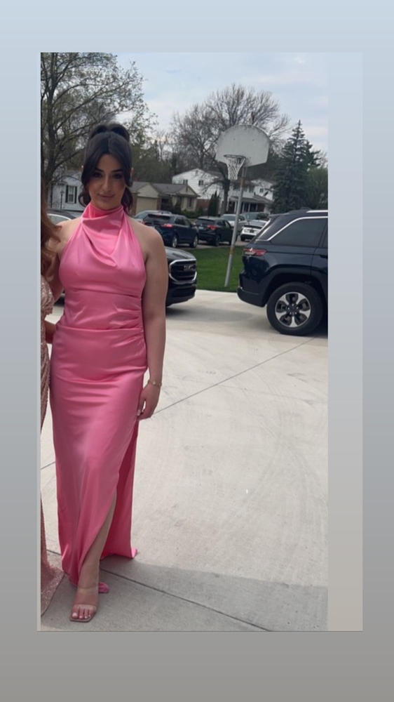 Mia Halterneck Gown- Bubblegum Pink  Moda Glam Boutique